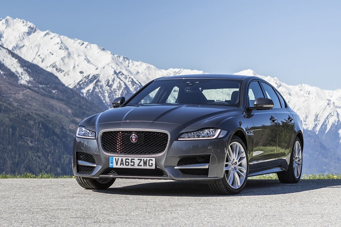 Jaguar bringt den XF in Kombiform.