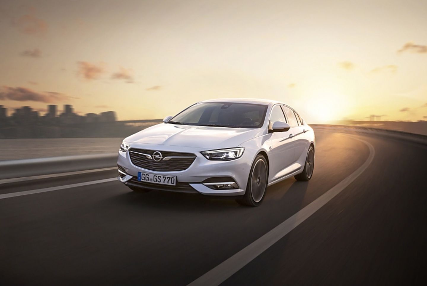 Der Opel Insignia rollt in die zweite Generation.