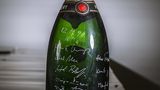Neun-Liter-Champagnerflasche zur Hochzeit im Himmel von 1998