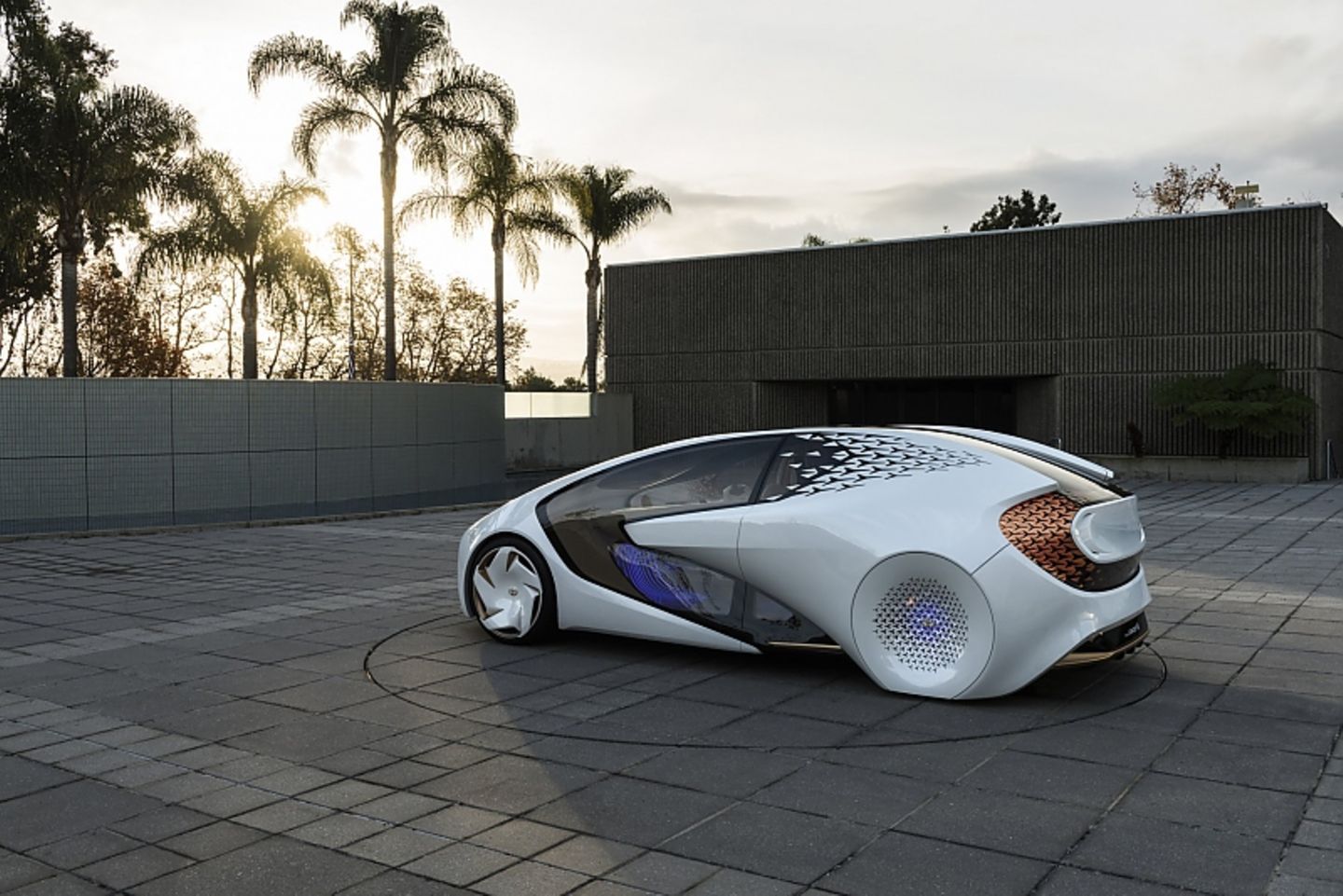 Toyota Concept-i