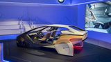 Der Fahrzeug Innenraum wird Teil des menschlichen Mikro-Kosmos