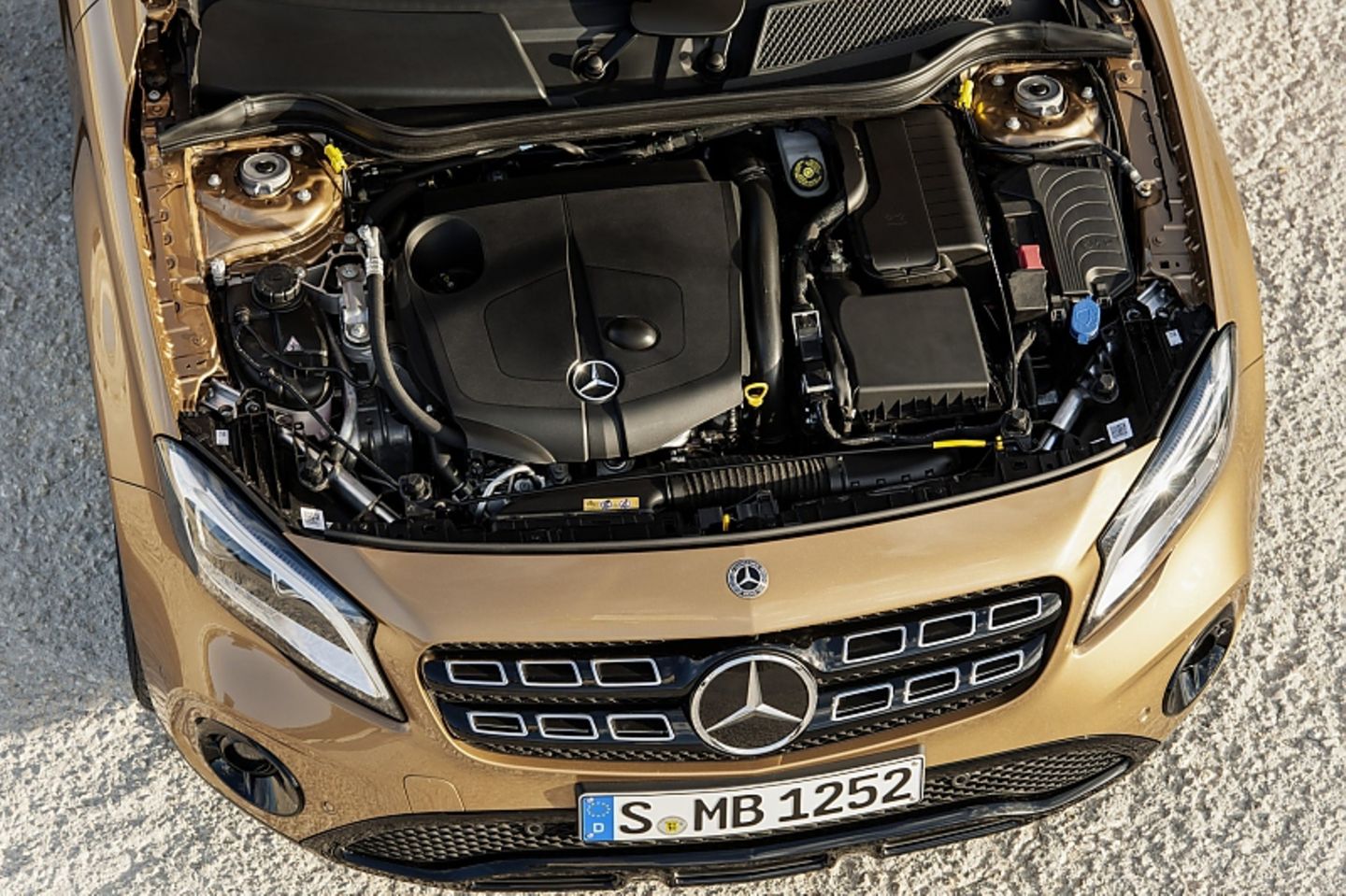 Mercedes GLA 2017 - nun auch mit dem 184 PS starken Zweiliter-Turbo