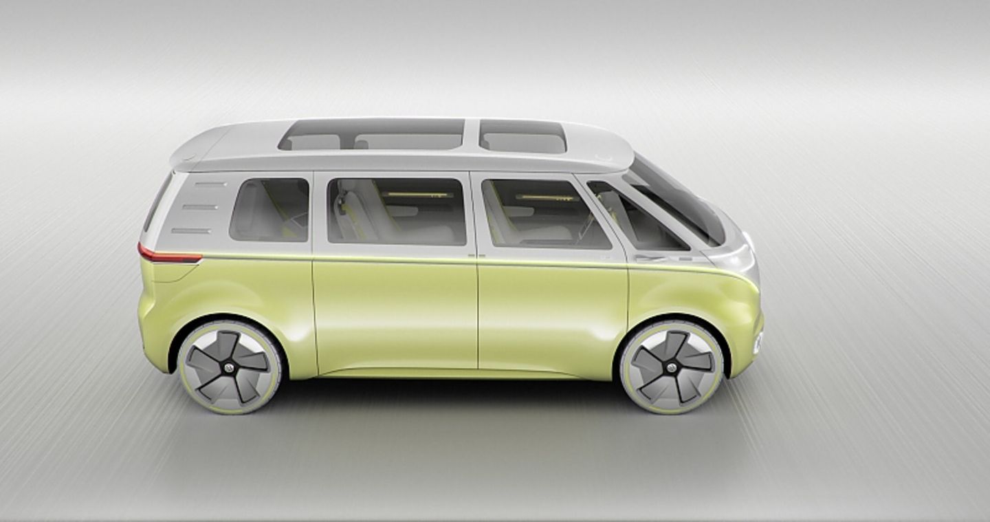 VW I.D. Buzz Concept NAIAS 2017 - die Akkus befinden sich im Unterboden