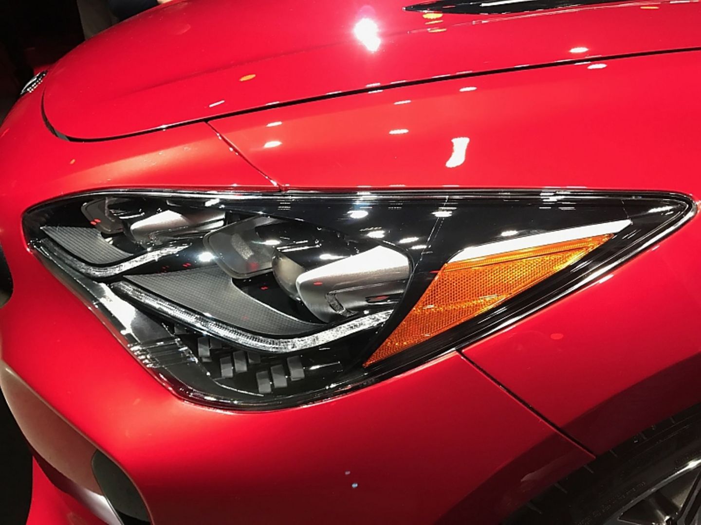 Der Kia Stinger hat auch LED-Scheinwerfer