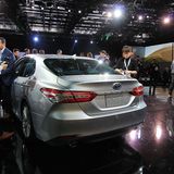 Toyota Camry 2018 - sieht besser aus je zuvor