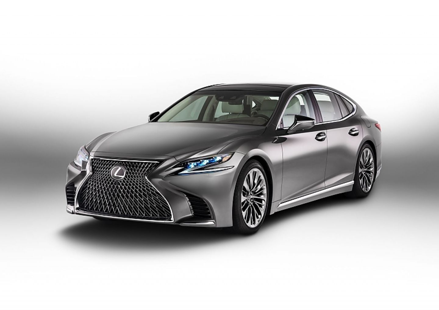 Beim Lexus LS 500 kommt eine Zehngang-Automatik zum Einsatz