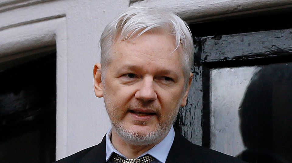 Wikileaks-Gründer wähnt hinter der Veröffentlichung des Hacker-Berichts "einen politischen Angriff" auf Donald Trump