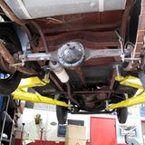 Klassische Achskonstruktionen bei Hollywood Hot Rods in Burbank / California