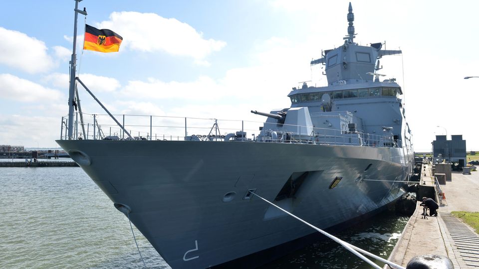 Die Baden-Württemberg-Klasse, kurz F125 genannt, ist die neue Fregatten-Klasse der Deutschen Marine.
