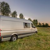 Von außen ist es ein normaler Sprinter geblieben. Auf einen Dachgarten wurde verzichtet.