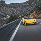 Der Lamborghini Aventador S kostet 335.050,45 Euro
