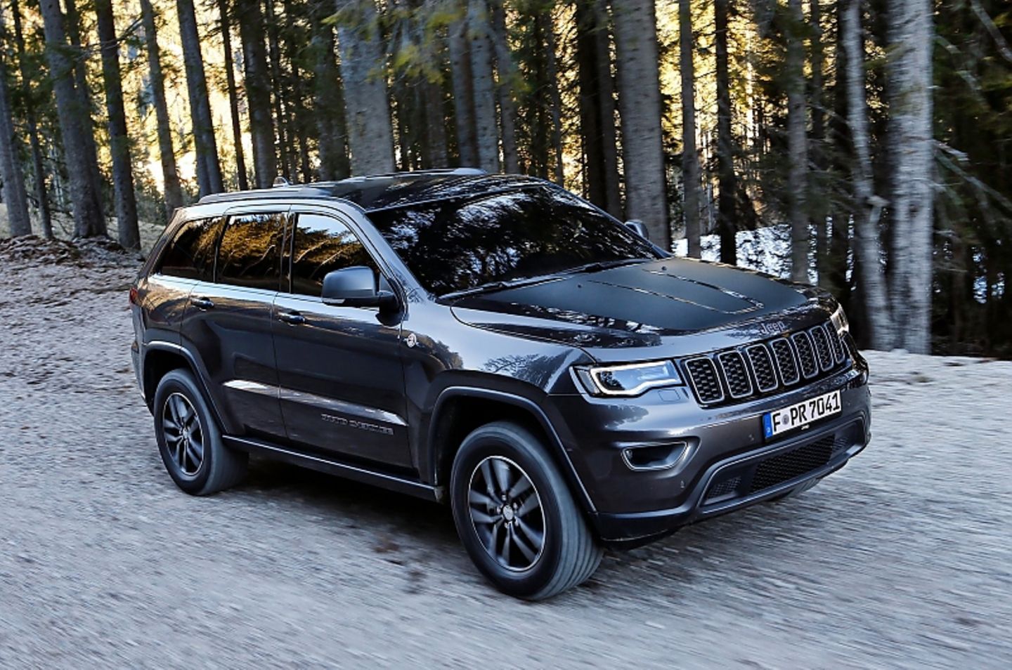 Hinten ist beim Jeep Grand Cherokee Trailhawk genug Platz