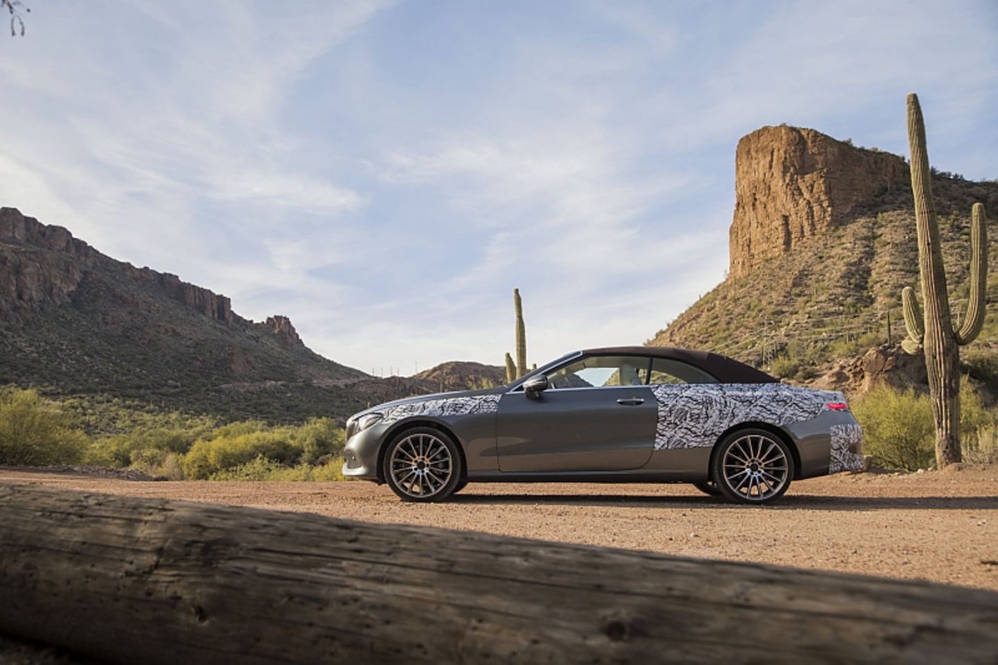 Mercedes E Klasse Cabrio Prototypenerprobung - Tarnung ohne besonderen Grund