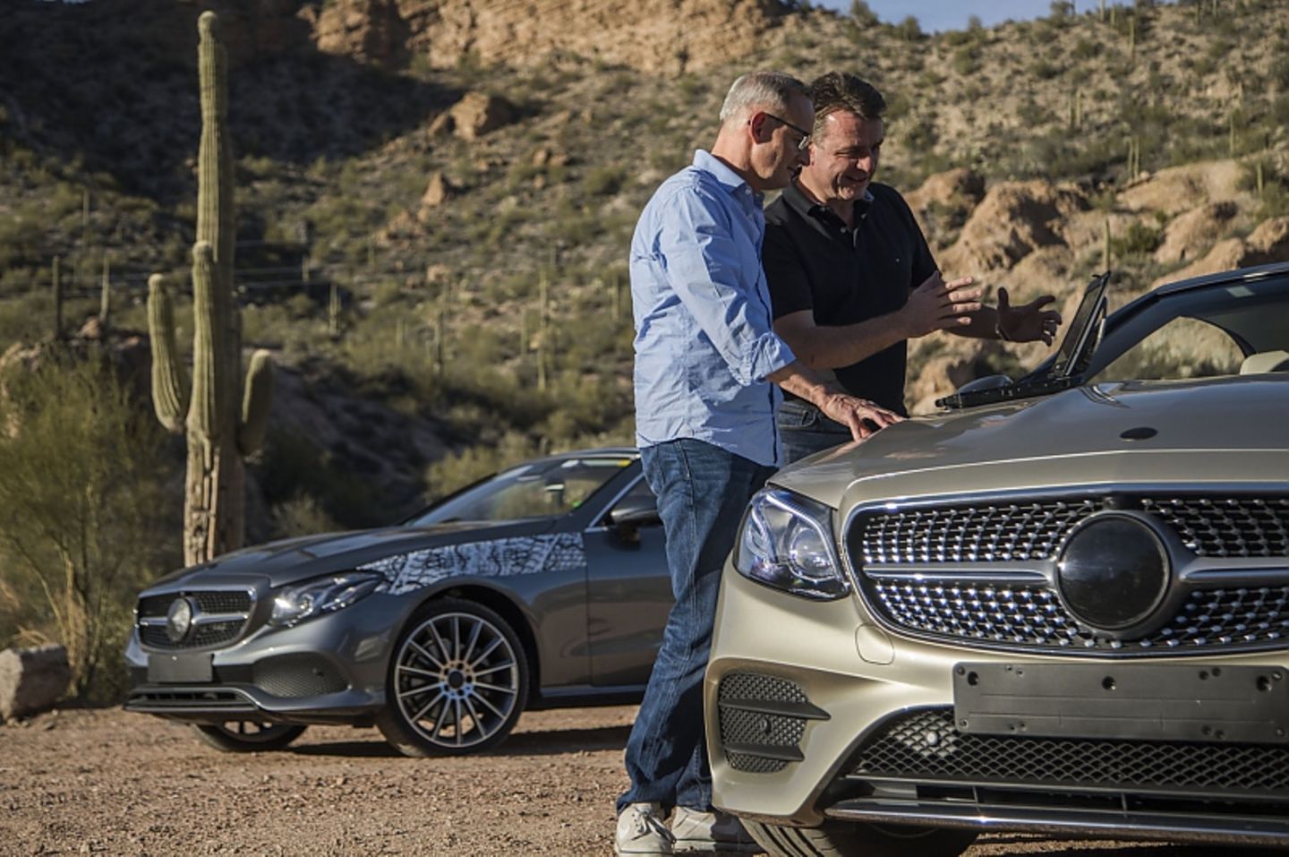 Mercedes E-Klasse Cabrio Prototypenerprobung - Christian Früh (vorn) leitet das Erprobungsteam