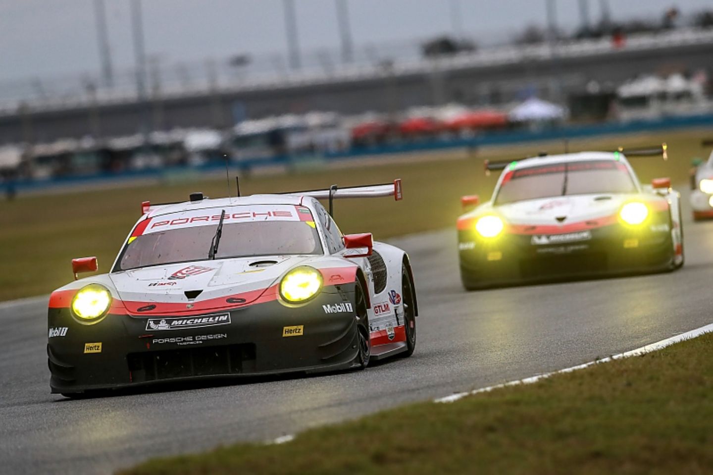 Porsche 911 RSR