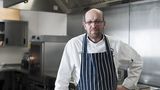 Michelin-Sternekoch Graham Edwards sorgt für das leibliche Wohl der Kunden