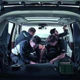 Rund 1.200 Mitarbeiter erfüllen bei Jaguar Land Rover Special Vehicle Operations die Wünsche der Kunden