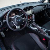 Das Cockpit des neuen Subaru BRZ.