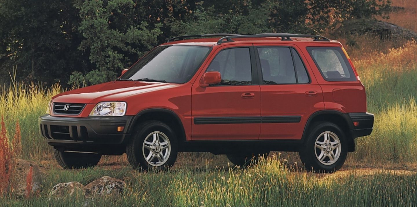 Bei Honda hat auch ein CR-V der 1. Generation einen Auftritt