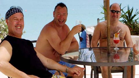 Lynden Scourfield (rechts) mit seine Komplizen David Mills (Mitte) und Michael Bancroft auf Barbados in der Karibik.