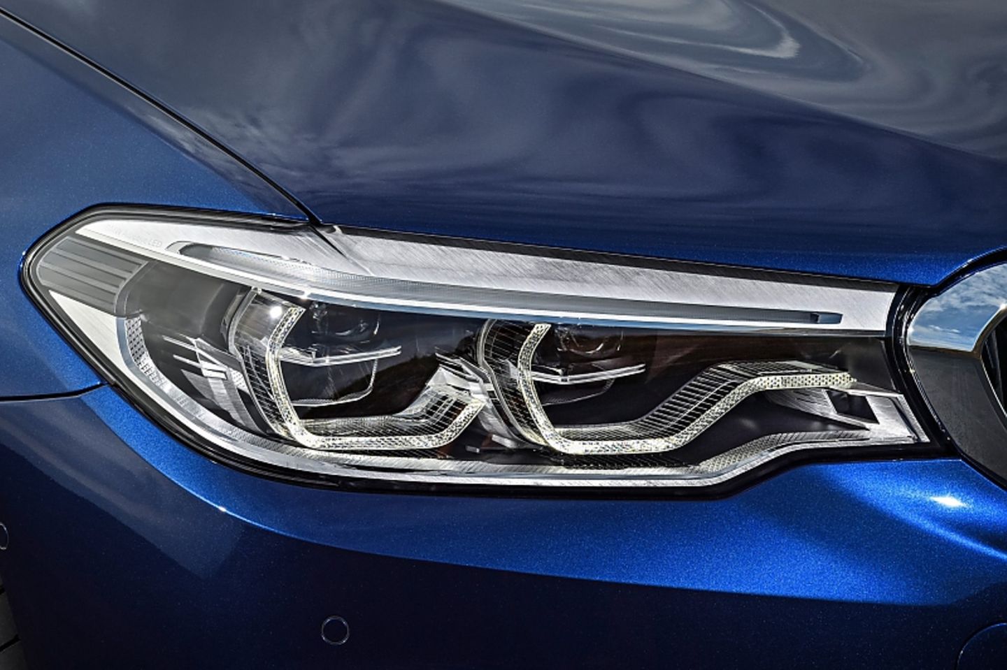 BMW 5er Touring - LED-Technik auch vorn