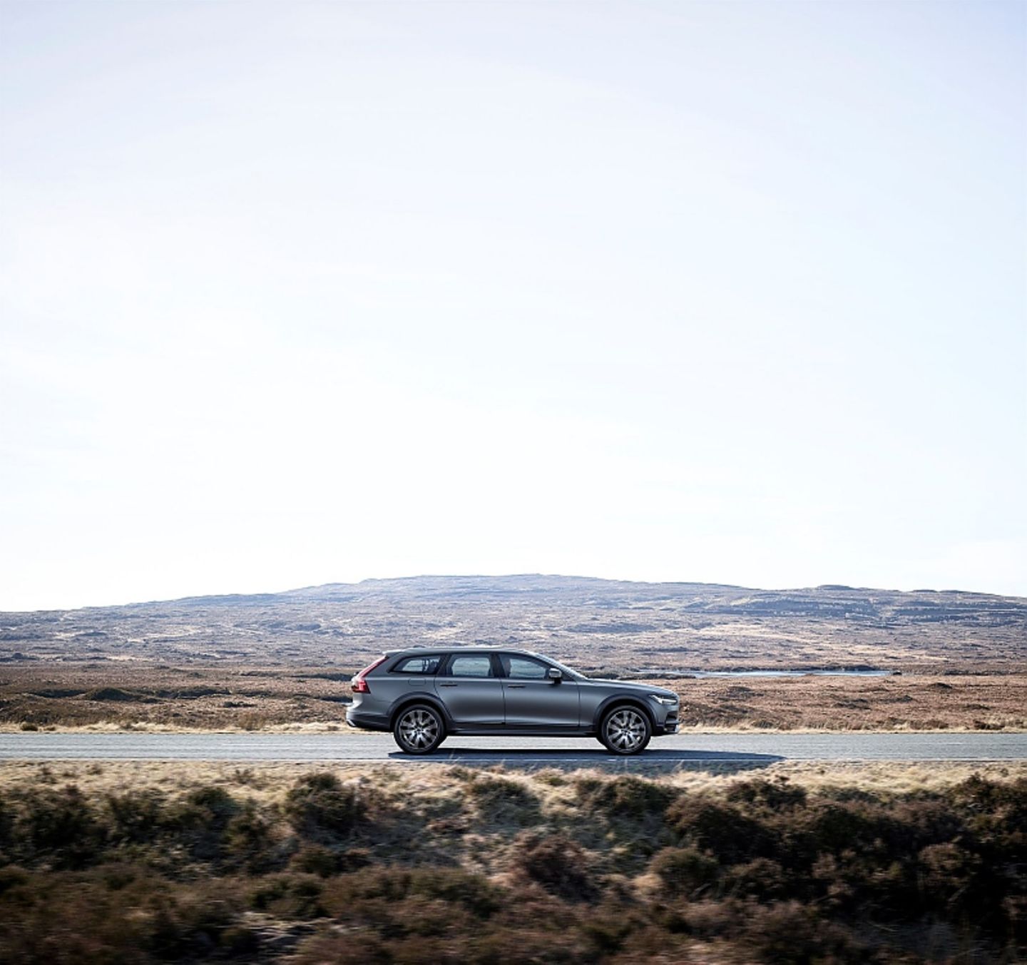 Beim Volvo V90 Cross Country gibt es optional eine Luftfederung an der Hinterachse