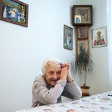 Alla ist in der Stalinzeit groß geworden. Heute betet sie jeden Morgen für ihre Patienten.