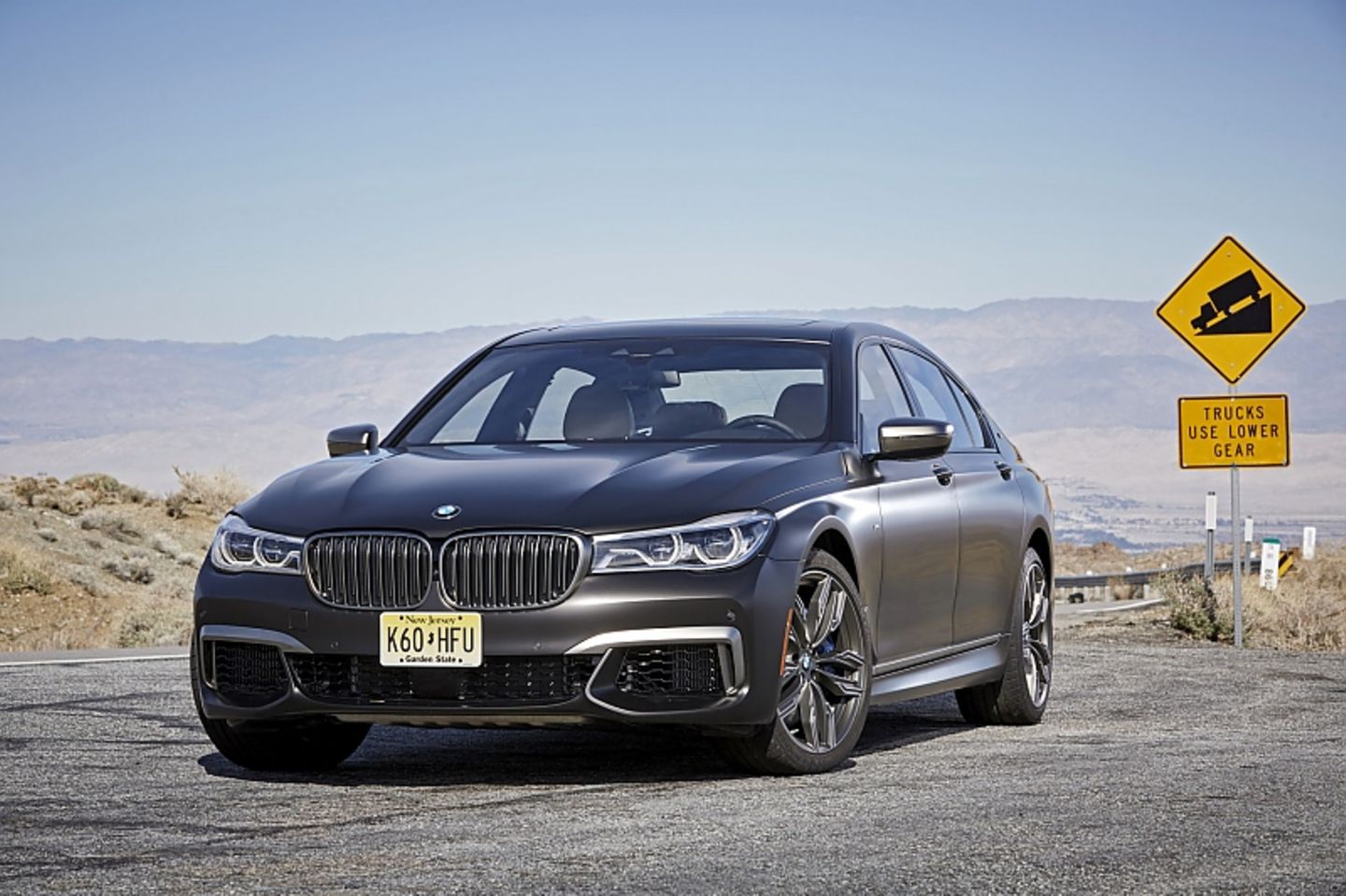 BMW M 760 Li xDrive - Allrad ist Serie