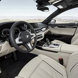 Der Innenraum des BMW M 760 Li xDrive