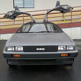 Zurück in eine bessere Zukunft im DeLorean.