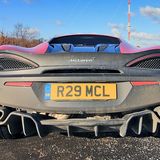 Das Heck wirkt wie von einem anderen Stern.