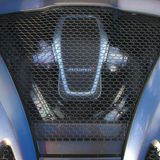 Hinter Gittern: Der V8 des McLaren 540C.