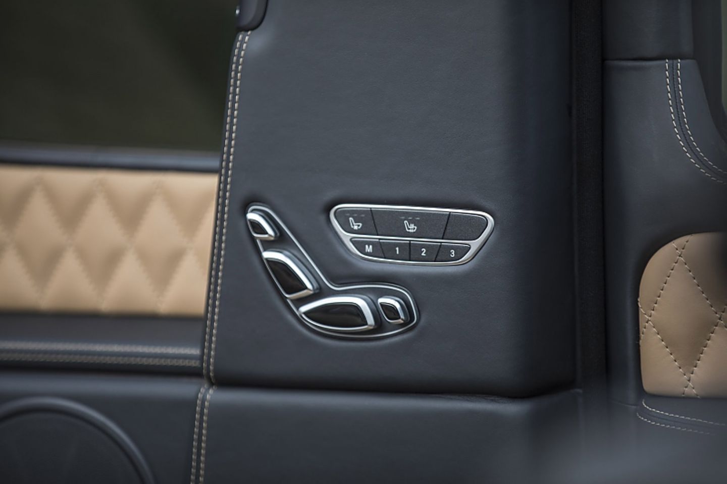 Mercedes Maybach G 650 Landaulet - der belederte Hochsitz