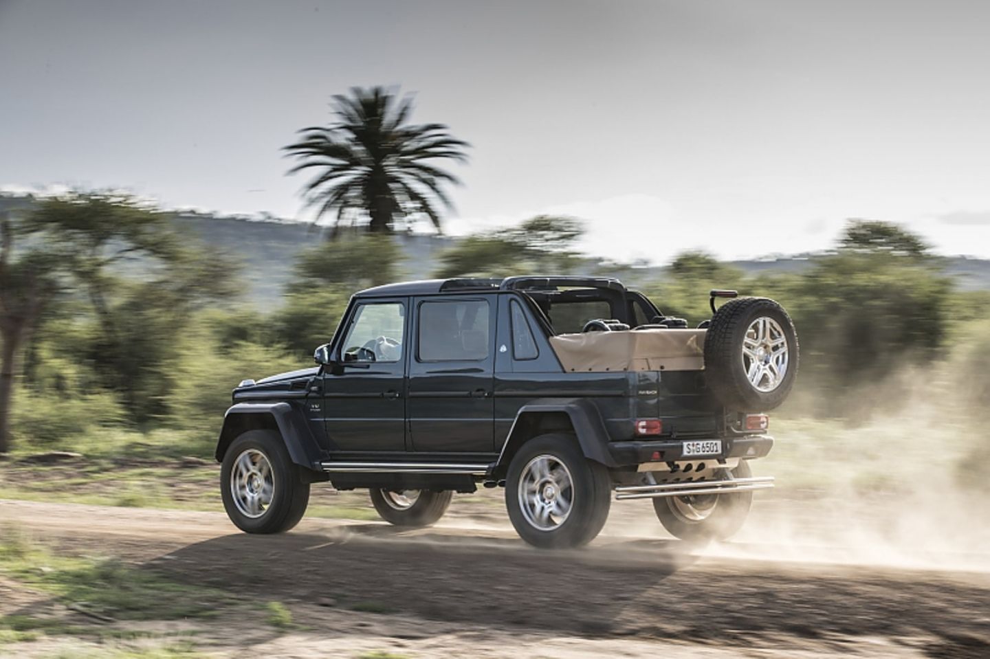 Mercedes Maybach G 650 Landaulet - das elektrische Stoffdach stammt vom G-Klasse Cabrio