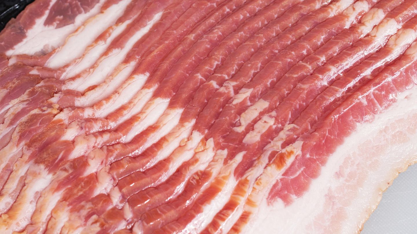 Geschlossene Packung Speck  Im Gefrierfach: 12 Monate      Geöffnete Packung Speck  Im Kühlschrank: 7 Tage