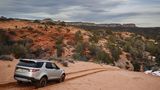 Bis zu 90 Zentimeter Wattiefe bietet der neue Land Rover Discovery V.