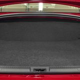 Hier passen zwei Getränkekisten hinein.