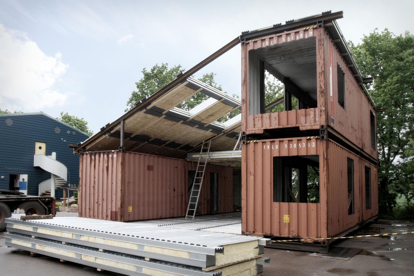 Skandinavisches Traumhaus Wird Aus Alten Schiffscontainern Gemacht Stern De