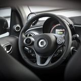 Das Cockpit des Smart Forfour Electric Drive