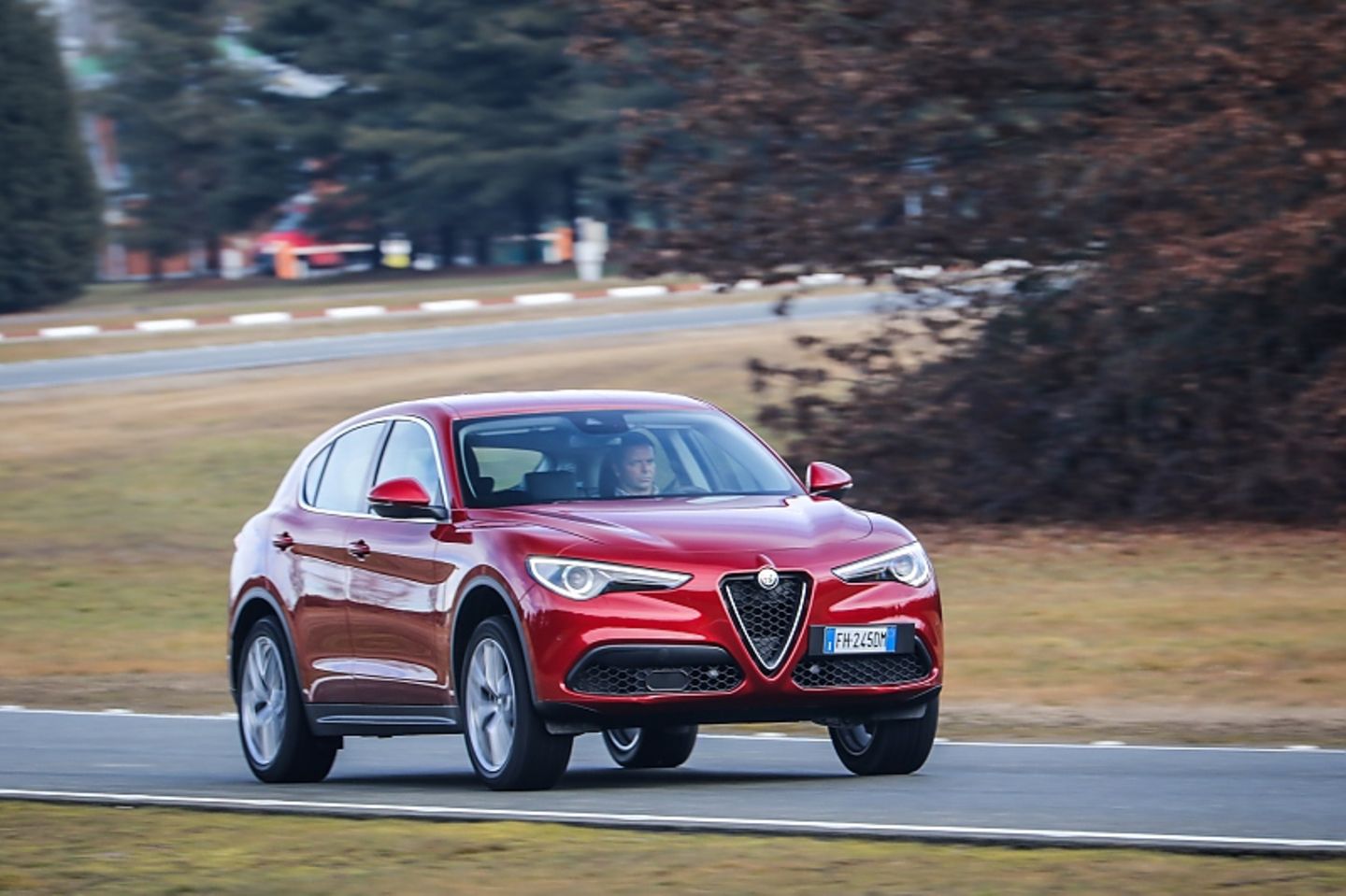 Alfa Romeo Stelvio Q4 - 230 km/h Spitze