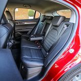 Alfa Romeo Stelvio Q4 - hinten gibt es ein solides Platzangebot