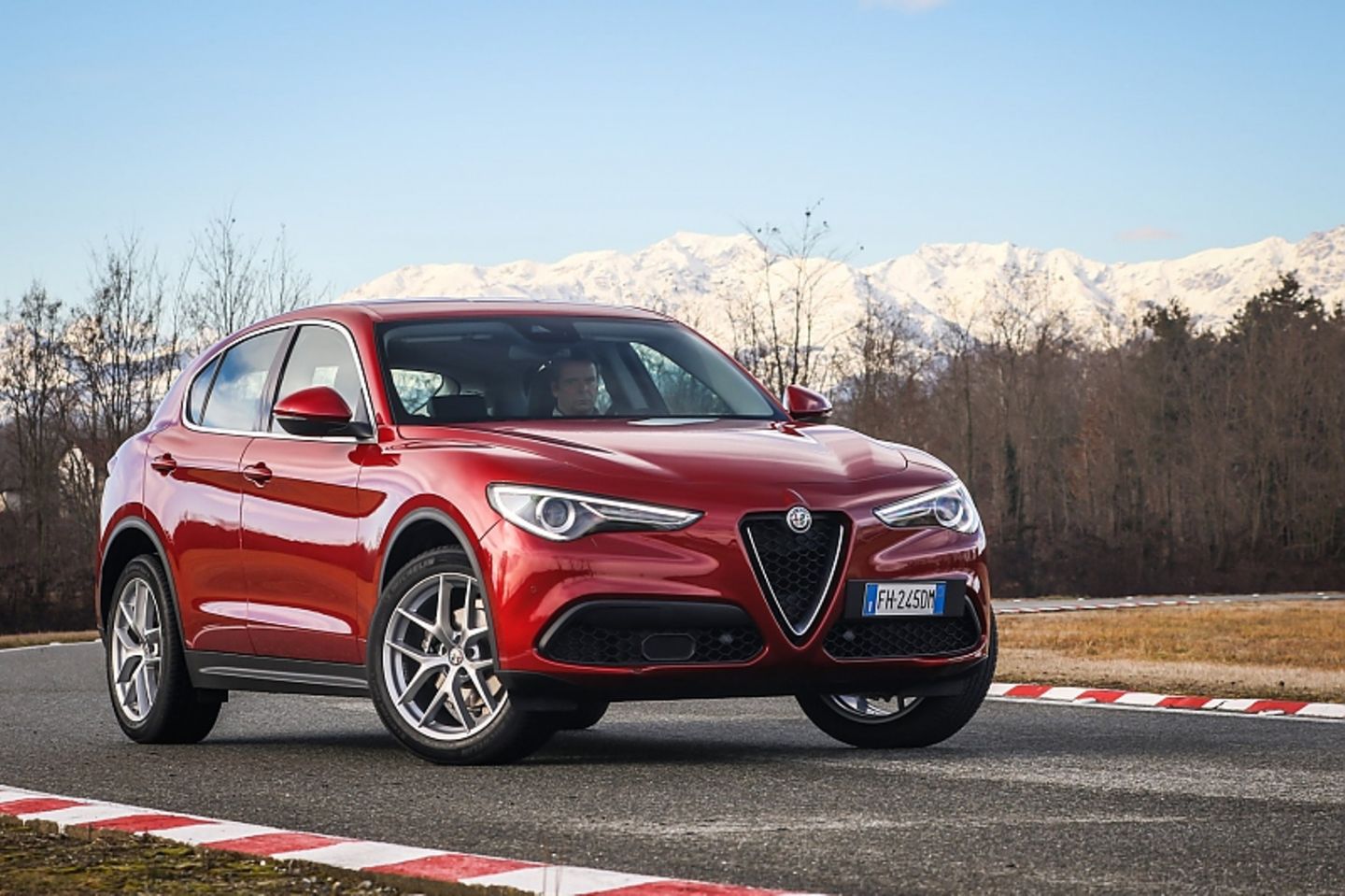 Alfa Romeo Stelvio Q4