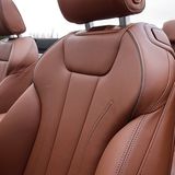 Audi A5 3.0 TDI 2017: Ein Gebläse sorgt in. Den Frontsitzen für Wärme Lufz im Genick