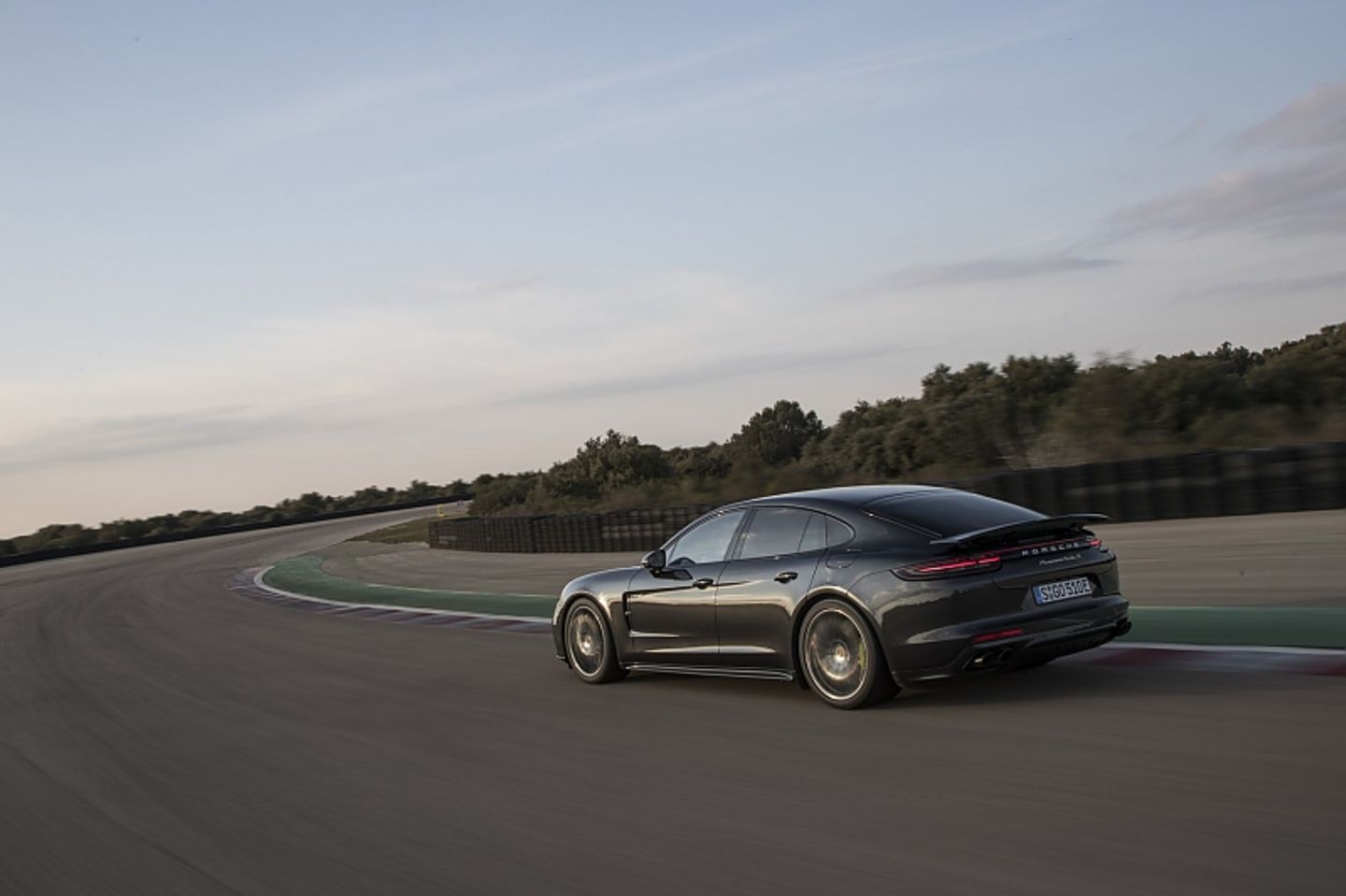 Porsche Panamera Turbo S E-Hybrid