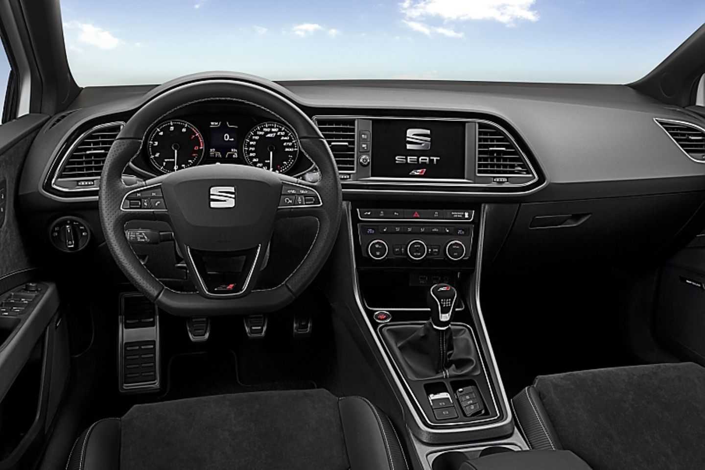 Seat Leon Cupra - aufgeräumtes Cockpit ohne großen Charme