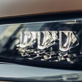 Die drei LED-Leuchten drehen sich um 180 Grad