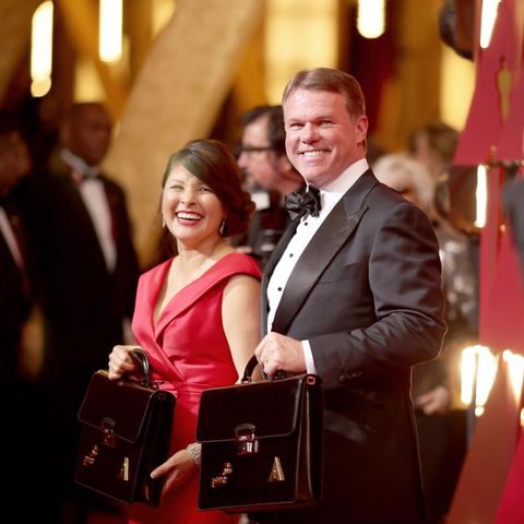 Da war der Umschlag noch verschlossen und die Welt noch in Ordnung für Martha Ruiz und Brian Cullinan
