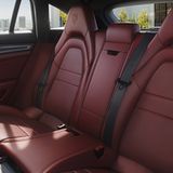 Porsche Panamera Sport Turismo - hinten mit Platz für 2+1
