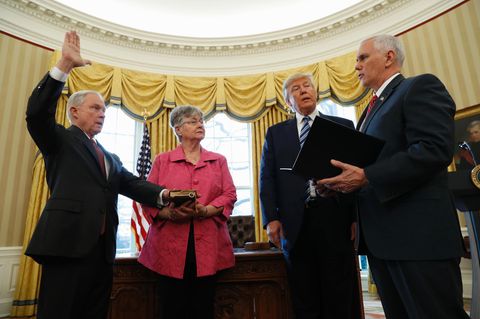 Donald Trump Vereidigung Jeff Sessions