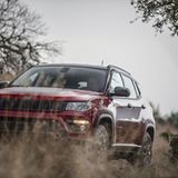 Das Design des Jeep Compass orientiert sich an dem Des Grand Cherokee
